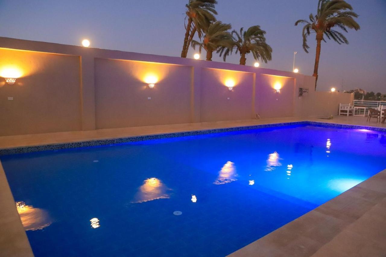 Royal Nile Villas - Pool View Apartment 2 Luxor Esterno foto