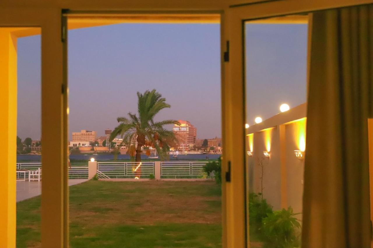 Royal Nile Villas - Pool View Apartment 2 Luxor Esterno foto