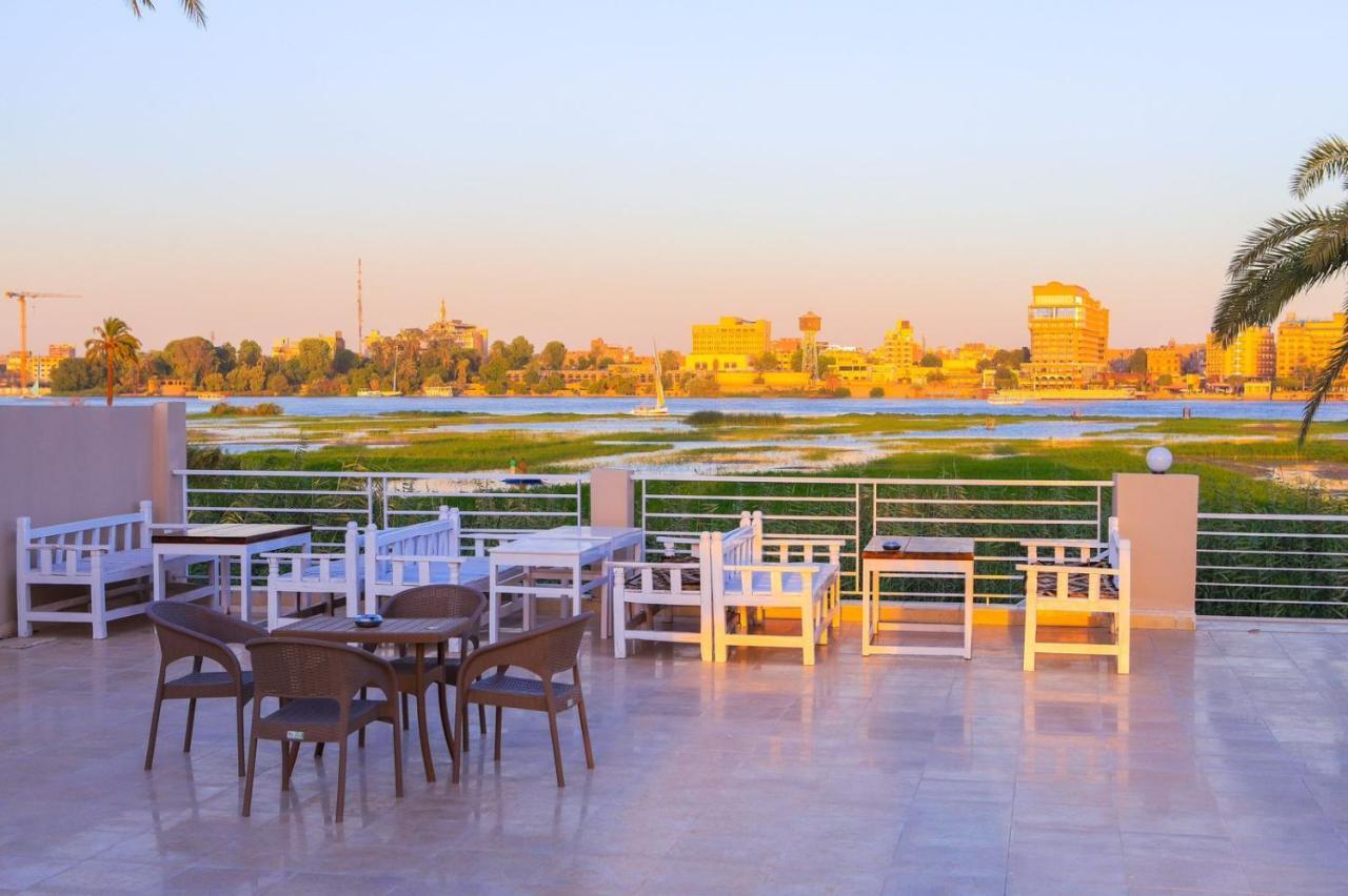 Royal Nile Villas - Pool View Apartment 2 Luxor Esterno foto