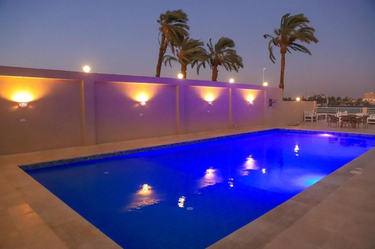 Royal Nile Villas - Pool View Apartment 2 Luxor Esterno foto