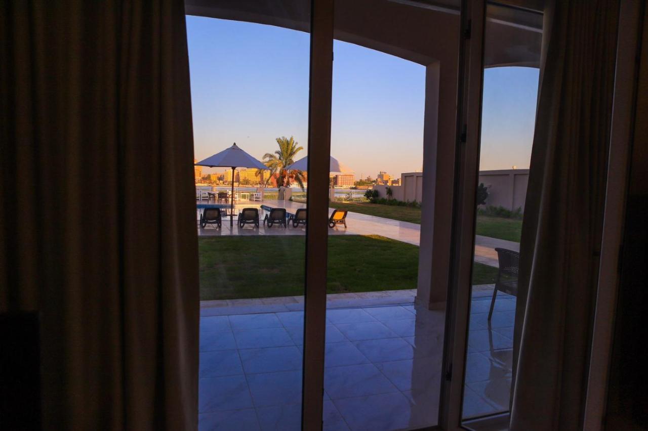Royal Nile Villas - Pool View Apartment 2 Luxor Esterno foto