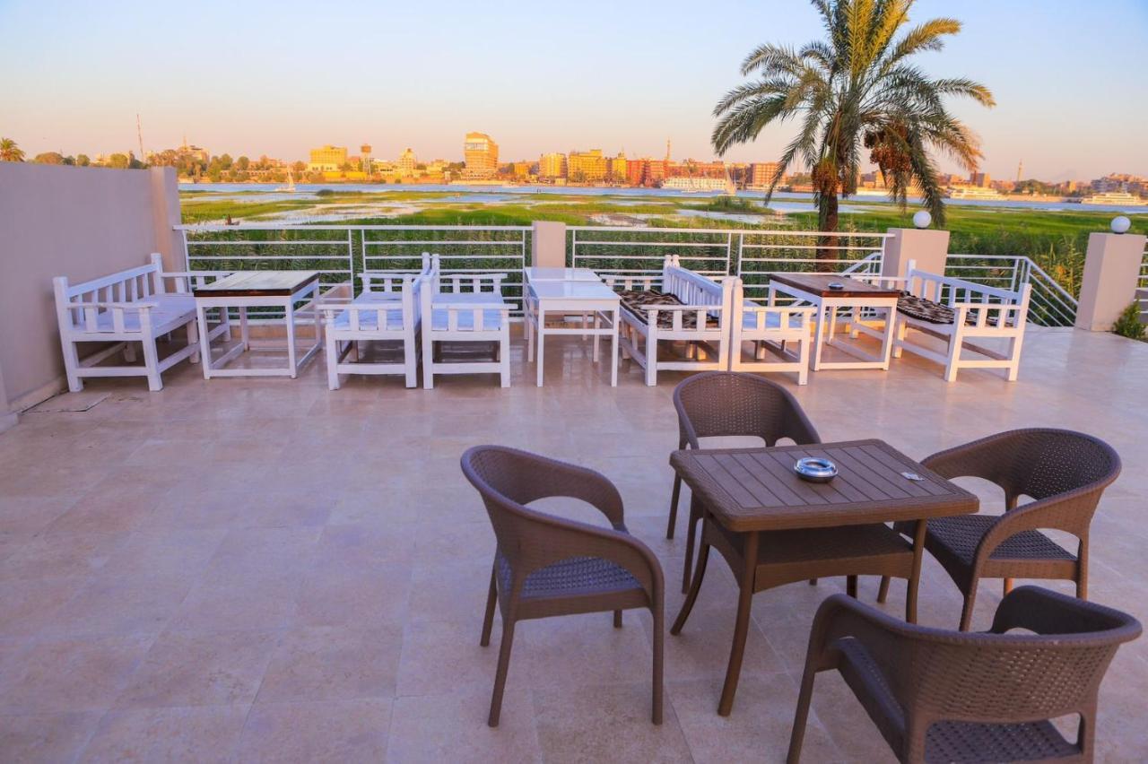 Royal Nile Villas - Pool View Apartment 2 Luxor Esterno foto